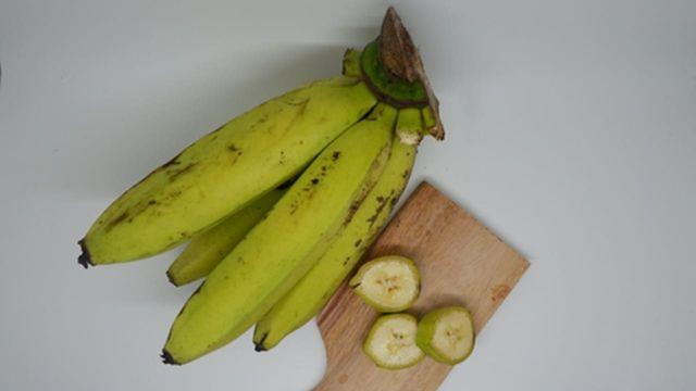 '이럴 수가, 무조건 노란색이 좋은 게 아니었다니..' 덜 익은 녹색 바나나 먹는 게 더 좋은 사람, 상황 특징은?