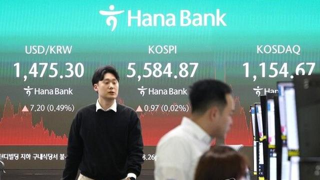 개인 매수세 유입에 코스피 강보합…코스닥은 이틀 연속 상승