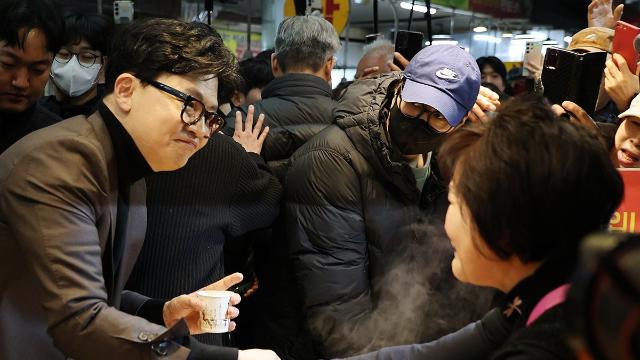 한동훈, 부산 與전재수 지역구 찾아 