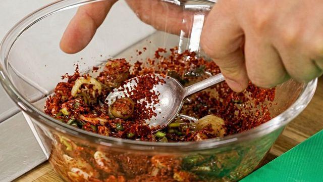 봄나물은 제발 '만능양념장'으로 해결하세요…이리도 쉬운데 지금껏 왜 몰랐죠