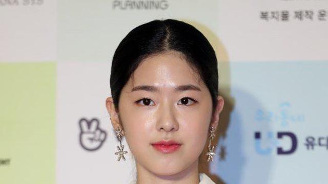 ‘학폭 부인’ 박혜수, 11년 동행 소속사 떠났다…“최근 전속계약 만료” [공식]
