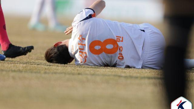 ‘이창민 부상’ 제주, 추가시간 극장 실점으로 안양에 석패