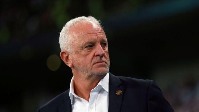 “월드컵 PO 연기해 달라” 이라크 감독의 호소