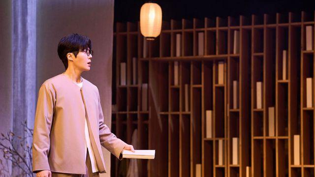 역시 김선호…연극 ‘비밀통로’ 입소문 타고 N차 관람 열풍