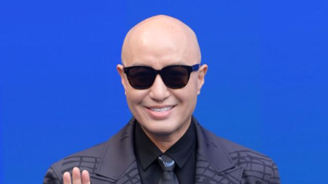 홍석천, '미남만 출연' 기준에…