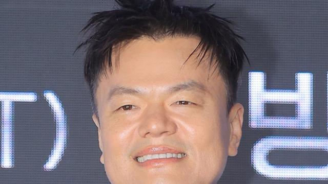 박진영, JYP 사내이사 사임…“아티스트 육성·대외 교류에 집중”