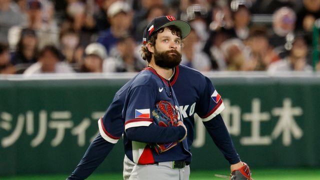 '전기 기사' 체코 투수, 은퇴무대서 일본과 도쿄돔 울렸다…4⅔이닝 무실점 라스트 댄스 [WBC]