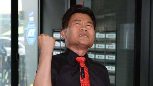 경찰, 전한길이 낸 안귀령 총기 탈취 고발 각하...