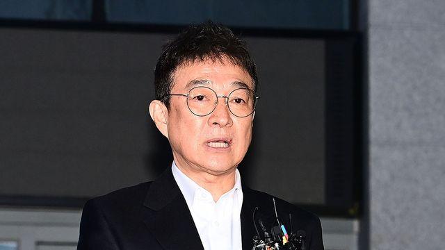[속보] '음주 뺑소니' 이재룡, 경찰 조사 끝 굳은 얼굴 "잘못된 행동 죄송"