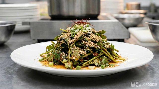 왕에게 진상됐다는 봄 산나물… 어수리나물무침 만드는 법