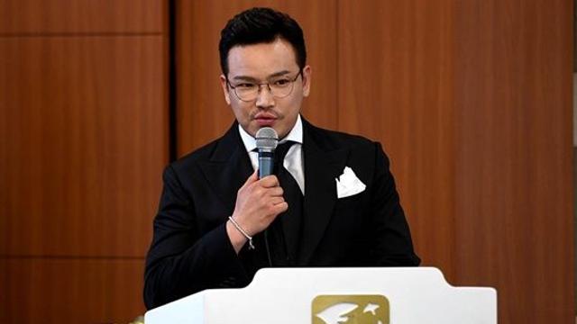 [단독] '생방 중 女BJ 폭행' MC딩동, 고개 숙였다 