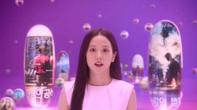 ‘월간남친’ 글로벌 흥행 속 지수 연기력 ‘갑론을박’…국내외 평가 ‘온도차’