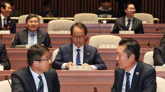 [이슈] '공소취소 거래설' 일파만파…합당 사태 이어 與 내부 친명-친문 권력투쟁 양상