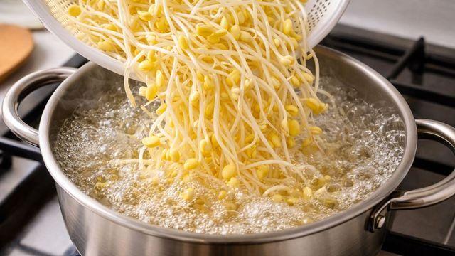 3월 콩나물국에 '이것' 1마리만 넣어보세요…한 끼 든든하게 먹습니다