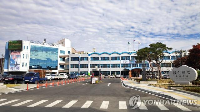 근무시간에 직원 동원해 이삿짐 나른 국장…의성군, 감사 착수