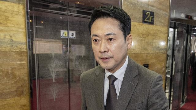 張-吳 벼랑 끝 대치에 이정현까지 사퇴…지선 앞 국힘 '쑥대밭'(종합)