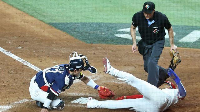 '송구 먼저 왔는데' 박동원 통한의 태그 실패, 염경엽 감독 어떻게 봤나 
