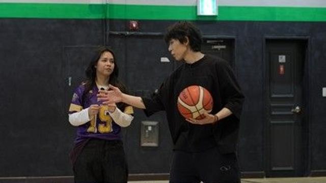 '유명가수에겐 히트곡이 필요해' 베일 벗은 운명의 짝…본격 신곡 전쟁 서막