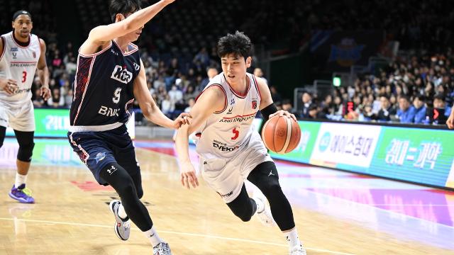 프로농구 2위 경쟁 정관장·SK, 나란히 3연승…0.5경기 차 접전