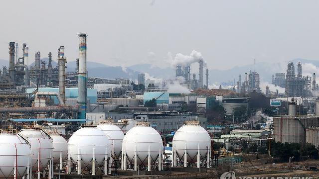 오일쇼크로 납사 품귀…美동맹 韓·日 석유화학 위기 심화