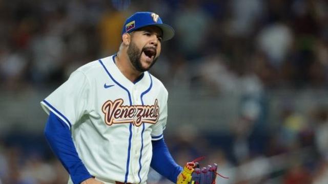 [속보] 한국 왜 버렸나? 헤이수스, 오타니 '헛스윙 삼진' 잡았다!…1사 1·2루 위기서 정면승부→KK '포효'→베네수엘라 투런포 4-5 추격 (5회초)