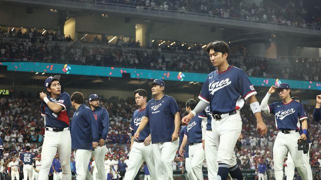 WBC 운영 왜 이래? '한국 큰 피해' 입었다…야구대표팀, 美 전세기 출발 7시간 30분 지연→16일 새벽 인천공항 도착