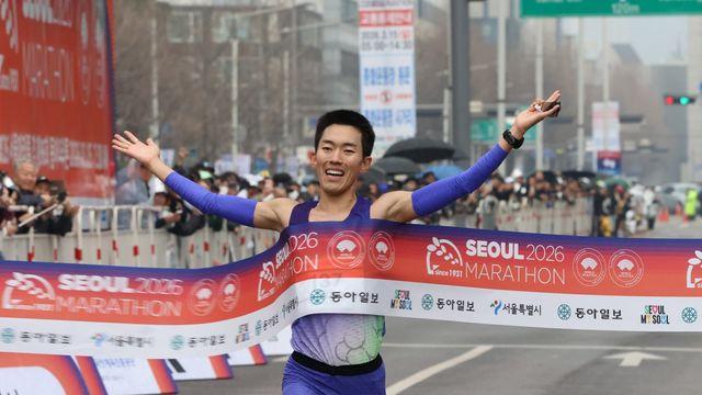[2026서울마라톤] 박민호-정다은, 2023년 이어 3년 만의 국내부 男女부 우승…“金 발판삼아 한국 기록 경신 바라봐야죠”