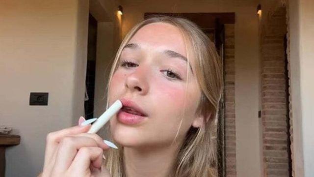 ‘K-뷰티서 영감’…베컴 막내딸 하퍼, 14세에 CEO 된다