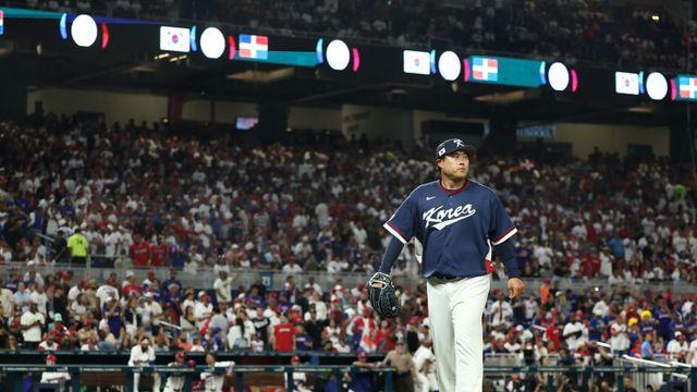 류현진과 아쿼 선수를 비교해?...KBO리그 몸값 거품 꼬집은 대만 매체 [WBC]