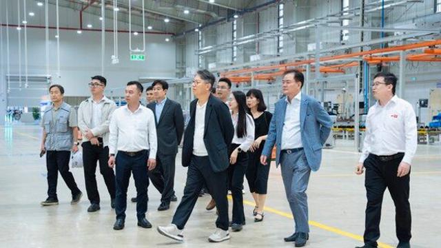 KGM 곽재선 회장, 베트남서 렉스턴·무쏘 KD 생산 현장 점검