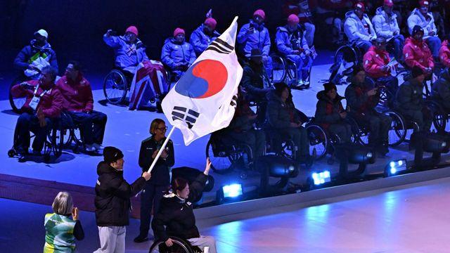(네이버 미송고) 한국 金2, 일본 노 골드…韓 선수단 역대 최고 성적 '신화' 썼다→2026 밀라노·코르티나 패럴림픽 폐막 '종합 13위 화려했다'