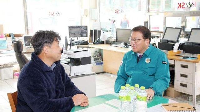 장금용 창원특례시장 권한대행, 석유제품 최고가격제 시행 현장 점검