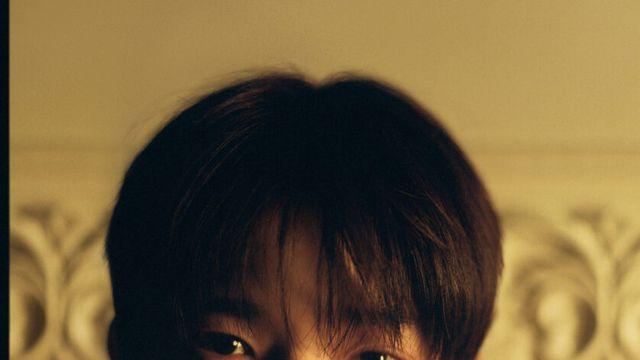 영화 '파반느' 속 청춘의 얼굴, 문상민 배우 마리끌레르 4월호 화보 일부 공개 | 마리끌레르 코리아