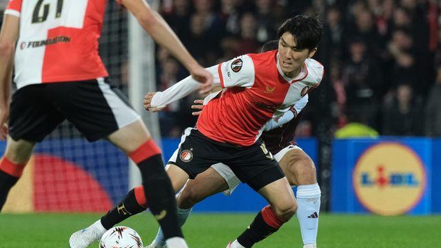 발 밟히며 쓰러진 황인범…핵심 MF 부상에 페예노르트도, 대표팀도 긴장