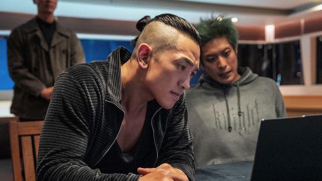 '김태희♥' 정지훈 맞아?…반삭+묶은 머리 '사냥개들2' 속 美친 존재감