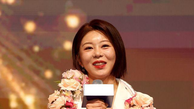 '당구여제' 김가영, PBA 골든큐 6관왕… 男 산체스는 4관왕