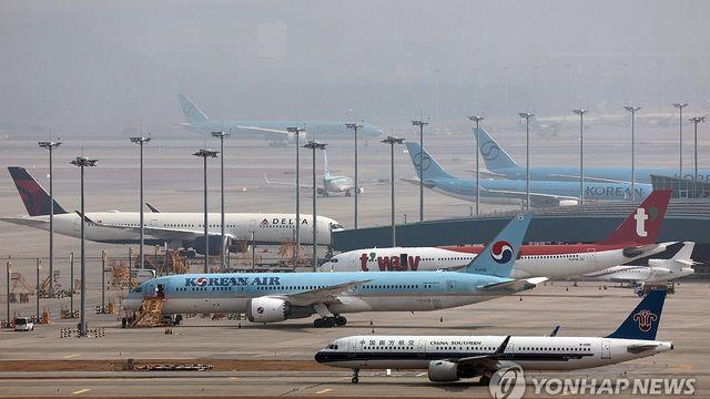 중동 경유 유럽행 여행상품 '줄취소'…유류할증료 급등까지 겹쳐