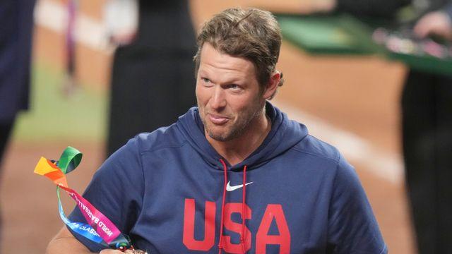 '우리가 2등?' 목에 건 은메달을 뺐다…WBC 준우승 미국 시상식 태도 후폭풍