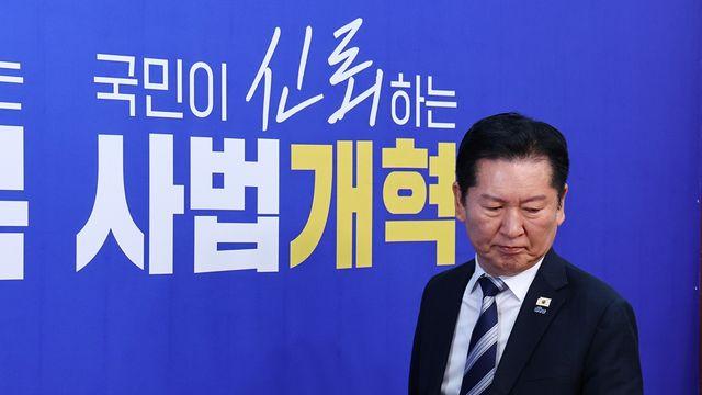 정청래, ‘공소취소 논란’ 김어준 방송 출연…속내는?