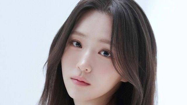 'H-521' 영화 첫 주연 김지은, 확 달라진 얼굴