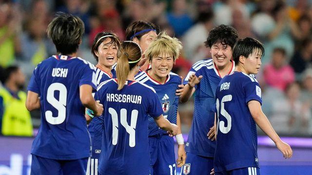 한국 3-11, 日 공세에 크게 무너졌다 '슈팅 수 압도적 열세'→전반전 스코어 0-2…지소연 벤치행 악수? 女 아시안컵 결승행 빨간불 (전반 종료)