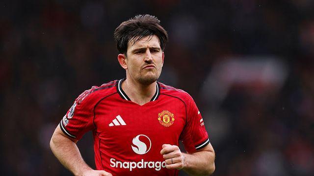 “내게 많은 조언을 해주는 존재” 맨유 ‘차세대 센터백’, ‘선배’ 매과이어 잔류 강력 희망