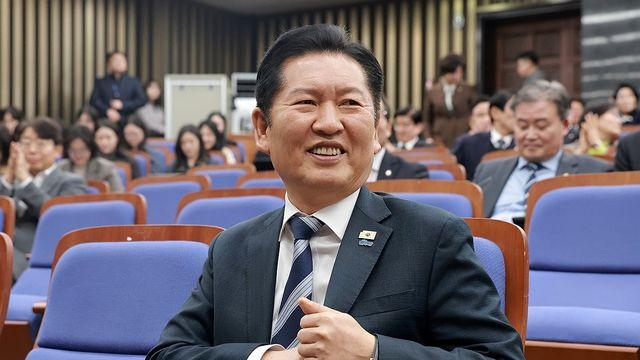 정청래, '거래설' 김어준 방송 나가 檢법안 당청협의 상세설명