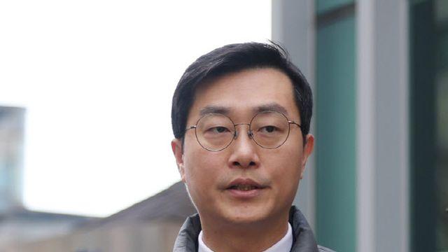 '준강제추행 의혹' 장경태, 수심위 출석…