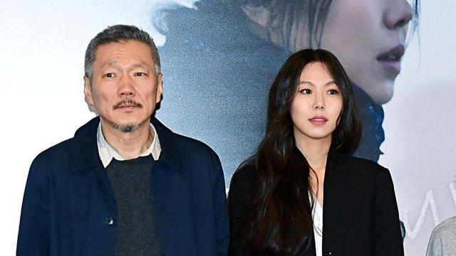 공원서 직접 '이것' 밀고 있더라…홍상수 김민희 근황 알려지자 화제