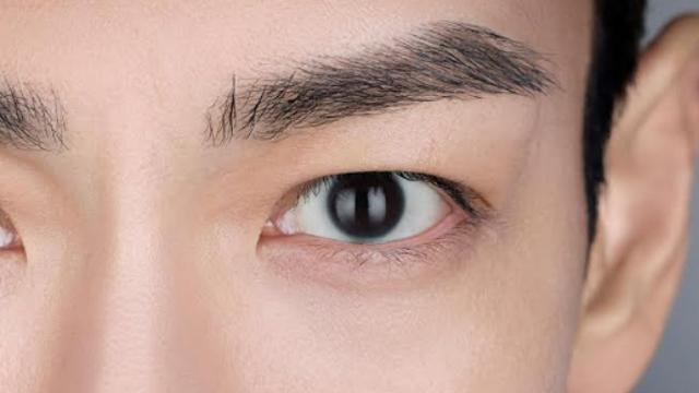 '데뷔 20주년' 탑, 솔로 앨범 '다중관점'으로 가요계 컴백