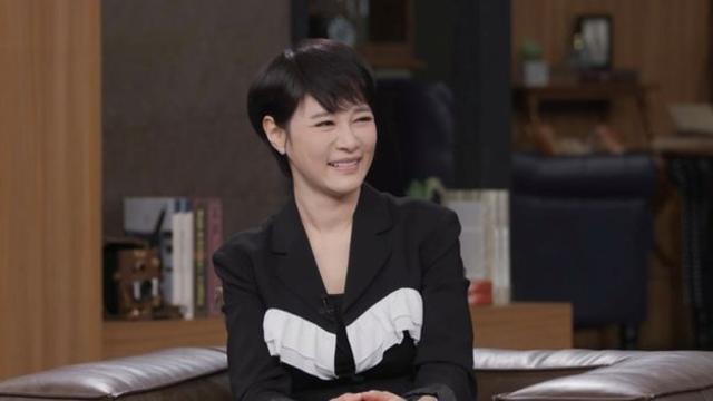 김주하, 남진과 토크 중 부부관계 돌발 발언…현장 초토화 (데이앤나잇)