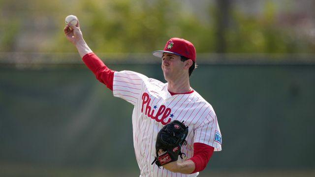 2m1㎝ 장신에 161.3㎞/h 파이어볼러, 대형 신인 '5선발 경쟁'에서 웃었다