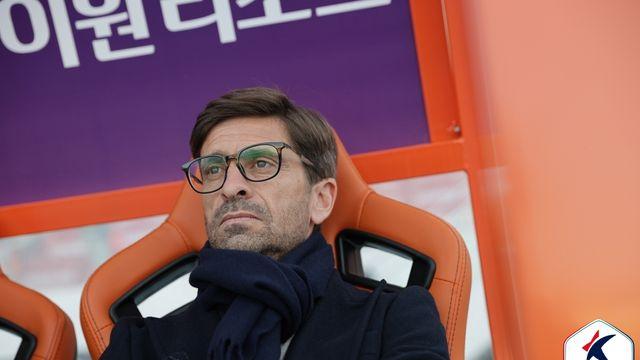 '극장 동점골 허용→첫승 또 무산' 코스타 감독 