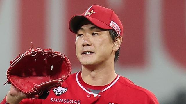 개막 앞두고 SSG 비상…김광현, 6개월 공백 ‘결단’ 내렸다